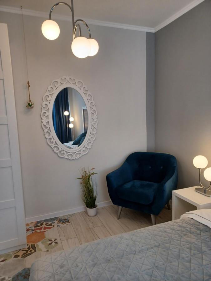 Tara Deluxe Apartment Varna Exteriör bild