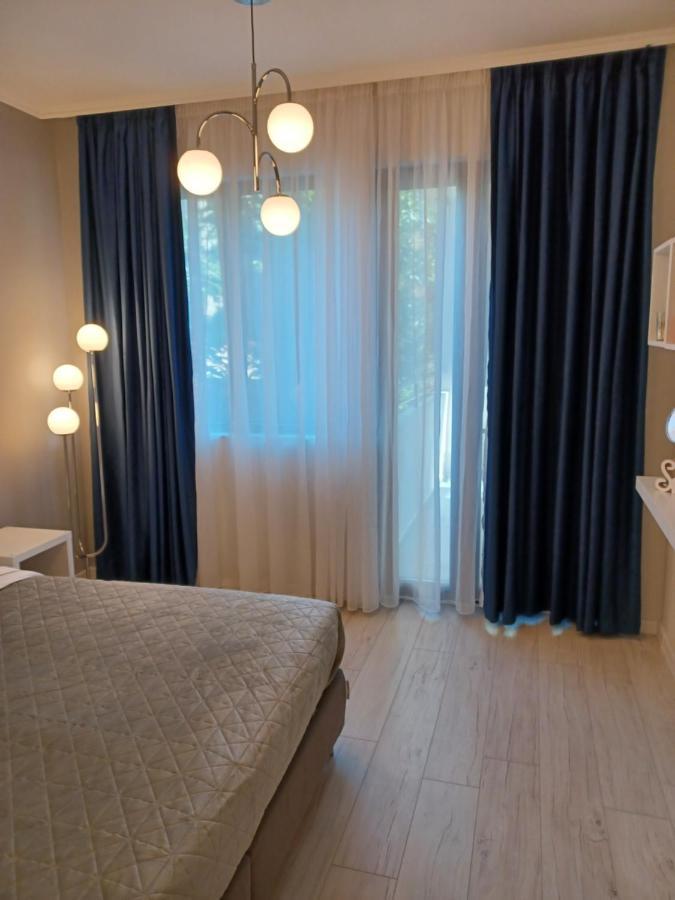 Tara Deluxe Apartment Varna Exteriör bild
